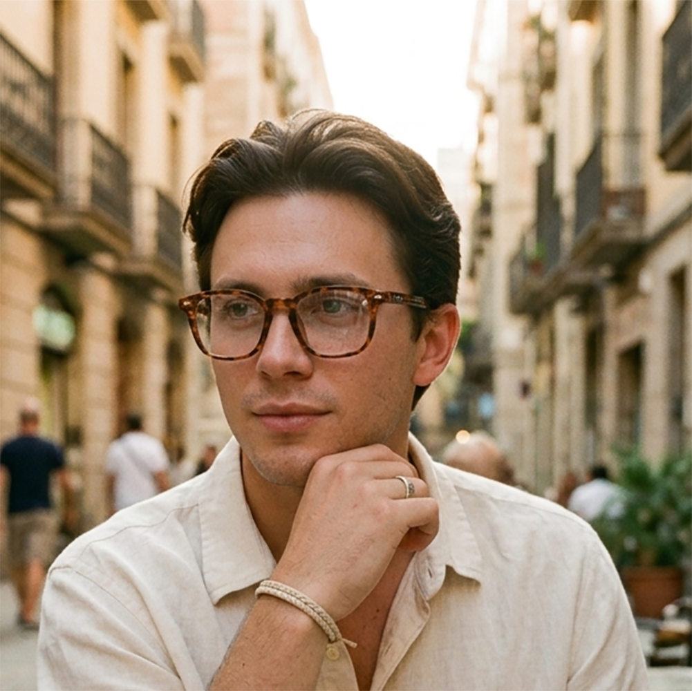 Verano Vela — Everyday Square Sunglasses